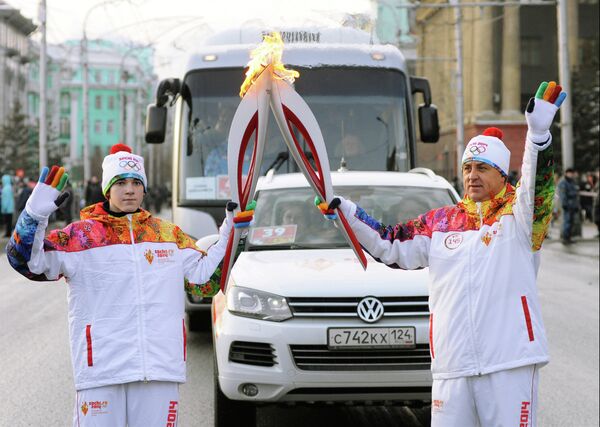Виталий Мутко (справа) Виталий Мутко (справа)
