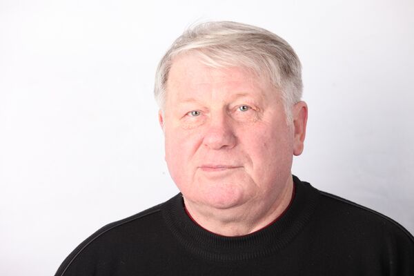 Легенда челябинского хоккея Анатолий Картаев Легенда челябинского хоккея Анатолий Картаев