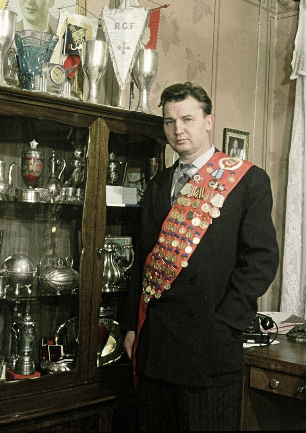 Леонид Мешков Леонид Мешков