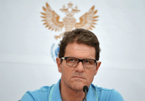 Главный тренер национальной сборной России по футболу Фабио Капелло на пресс-конференции Главный тренер национальной сборной России по футболу Фабио Капелло на пресс-конференции