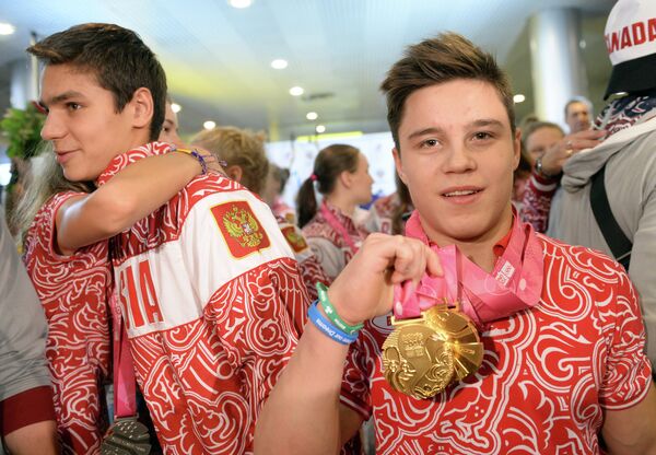 Олимпийский чемпион Евгений Рысов (слева) и двукратный победитель юношеской Олимпиады Никита Нагорный Олимпийский чемпион Евгений Рысов (слева) и двукратный победитель юношеской Олимпиады Никита Нагорный