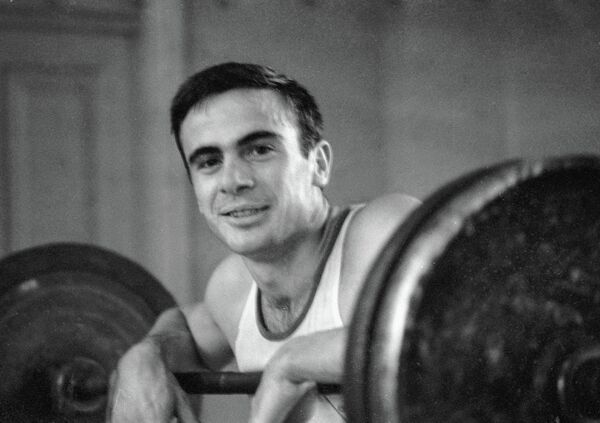 Виктор Санеев Виктор Санеев