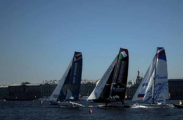Шестой этап регаты Extreme Sailing Series на скоростных парусных катамаранах класса Extreme40 в Санкт-Петербурге Шестой этап регаты Extreme Sailing Series на скоростных парусных катамаранах класса Extreme40 в Санкт-Петербурге