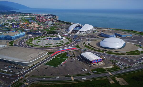 Вид на Олимпийский парк и Сочи Автодром Вид на Олимпийский парк и Сочи Автодром