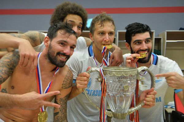 Игроки ФК Зенит Игроки ФК Зенит