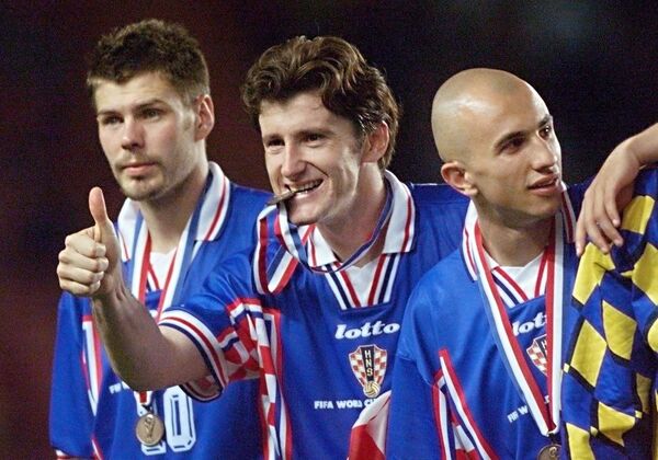 Звонимир Бобан, Давор Шукер и Петар Крапан (слева направо). Архив, 1998 год Звонимир Бобан, Давор Шукер и Петар Крапан (слева направо). Архив, 1998 год